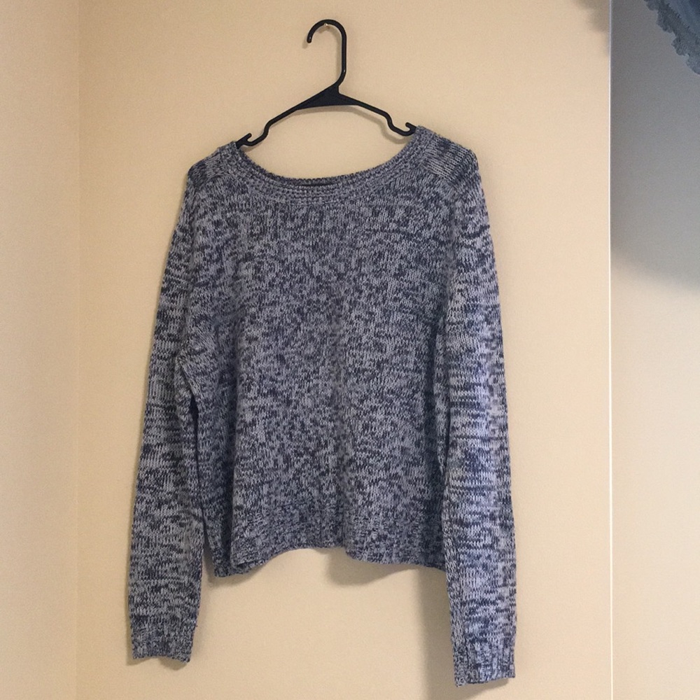 H&M Blue Cropped Sweater